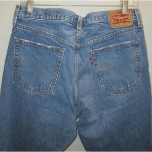 LEVI'S men awesome distressed jeans size 29 x 31 excellent